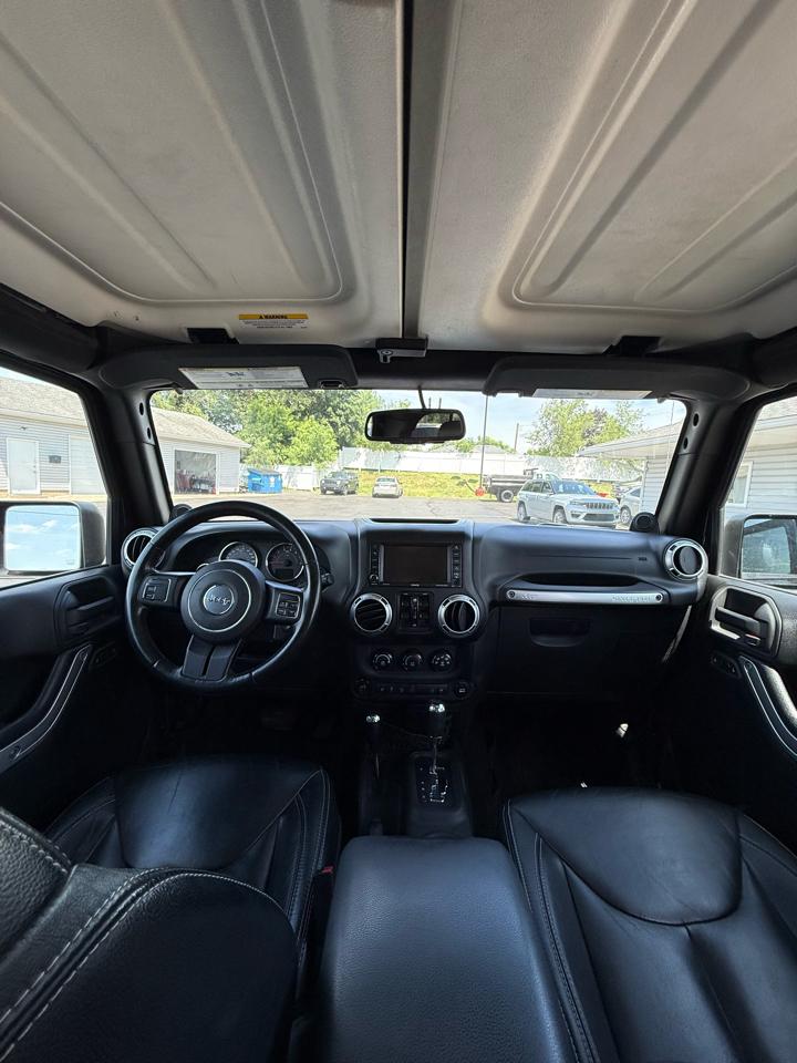 Jeep Wrangler Unlimited Sahara 4WD 2013