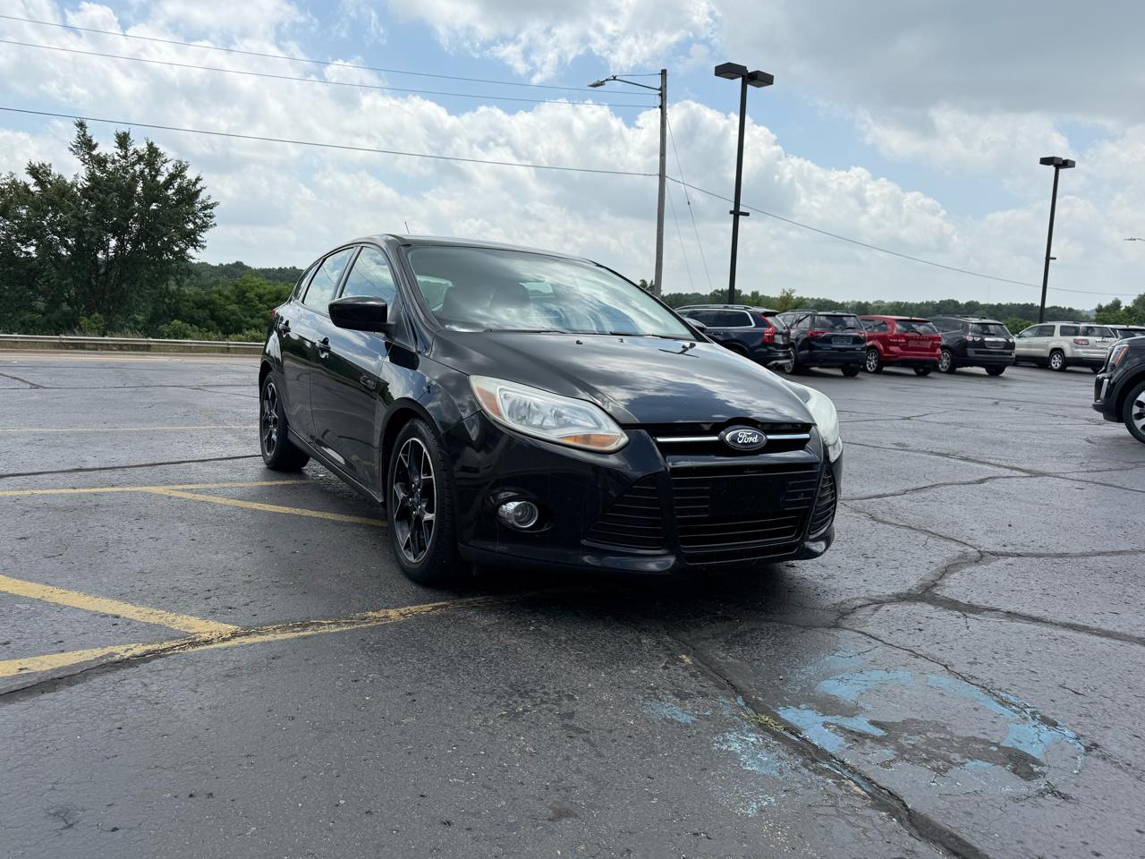 Ford Focus SE 2012