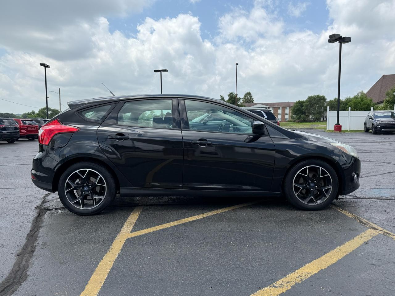 Ford Focus SE 2012