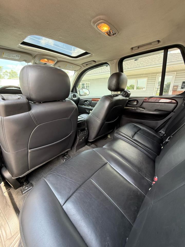 GMC Envoy SLE-1 4WD 2008