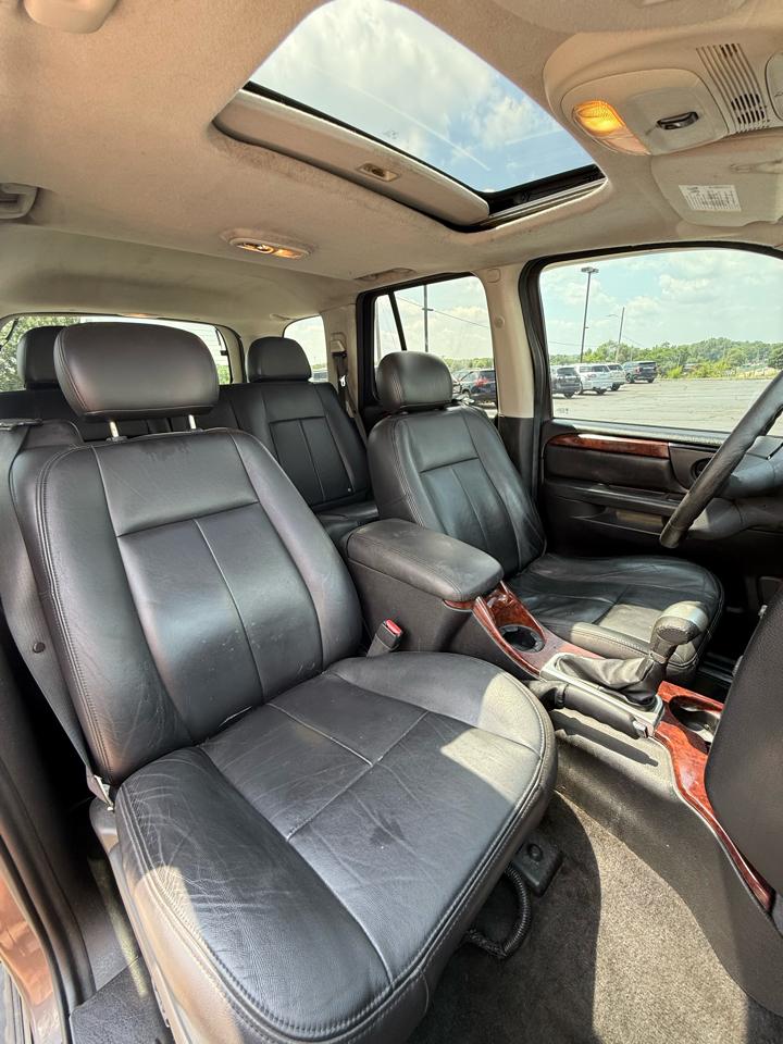 GMC Envoy SLE-1 4WD 2008