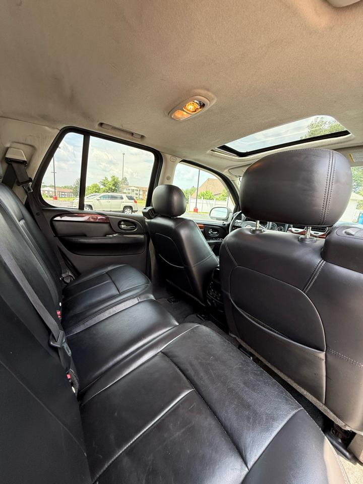 GMC Envoy SLE-1 4WD 2008