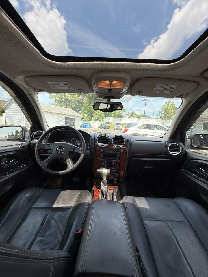 GMC Envoy SLE-1 4WD 2008