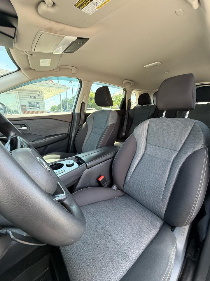 Nissan Rogue SV AWD 2022
