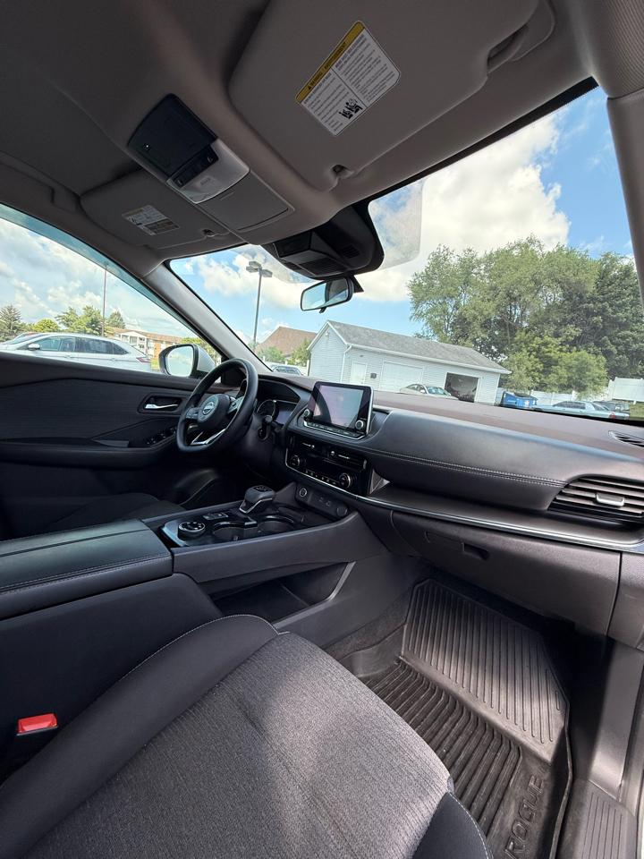 Nissan Rogue SV AWD 2022