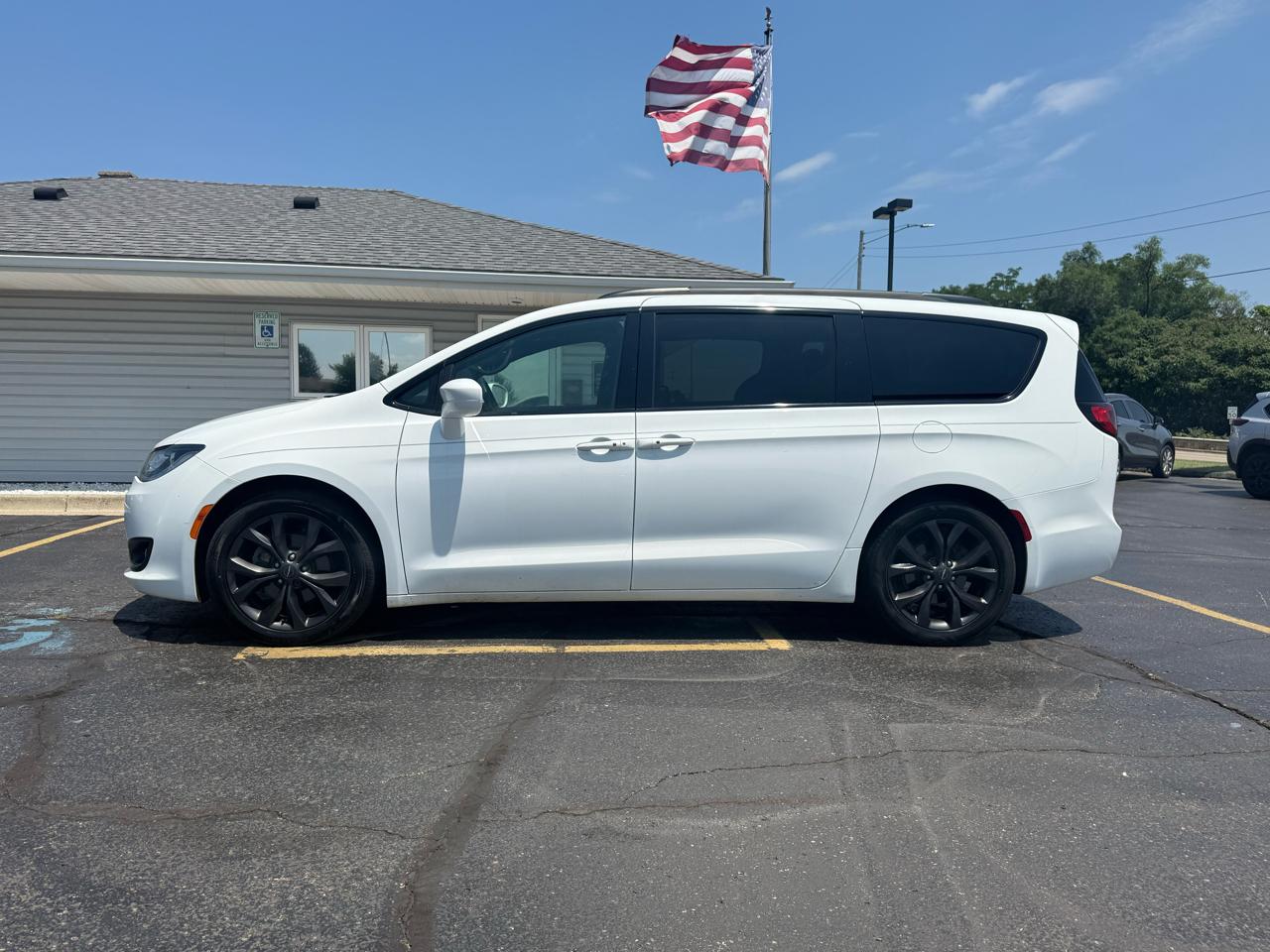 Chrysler Pacifica Touring-L 2018