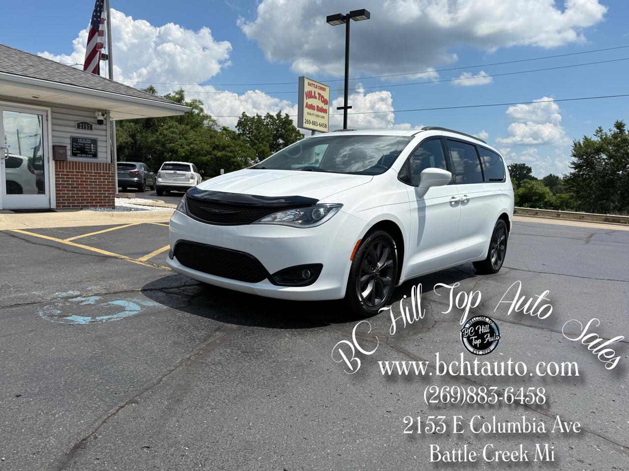 2018 Chrysler Pacifica Touring-L