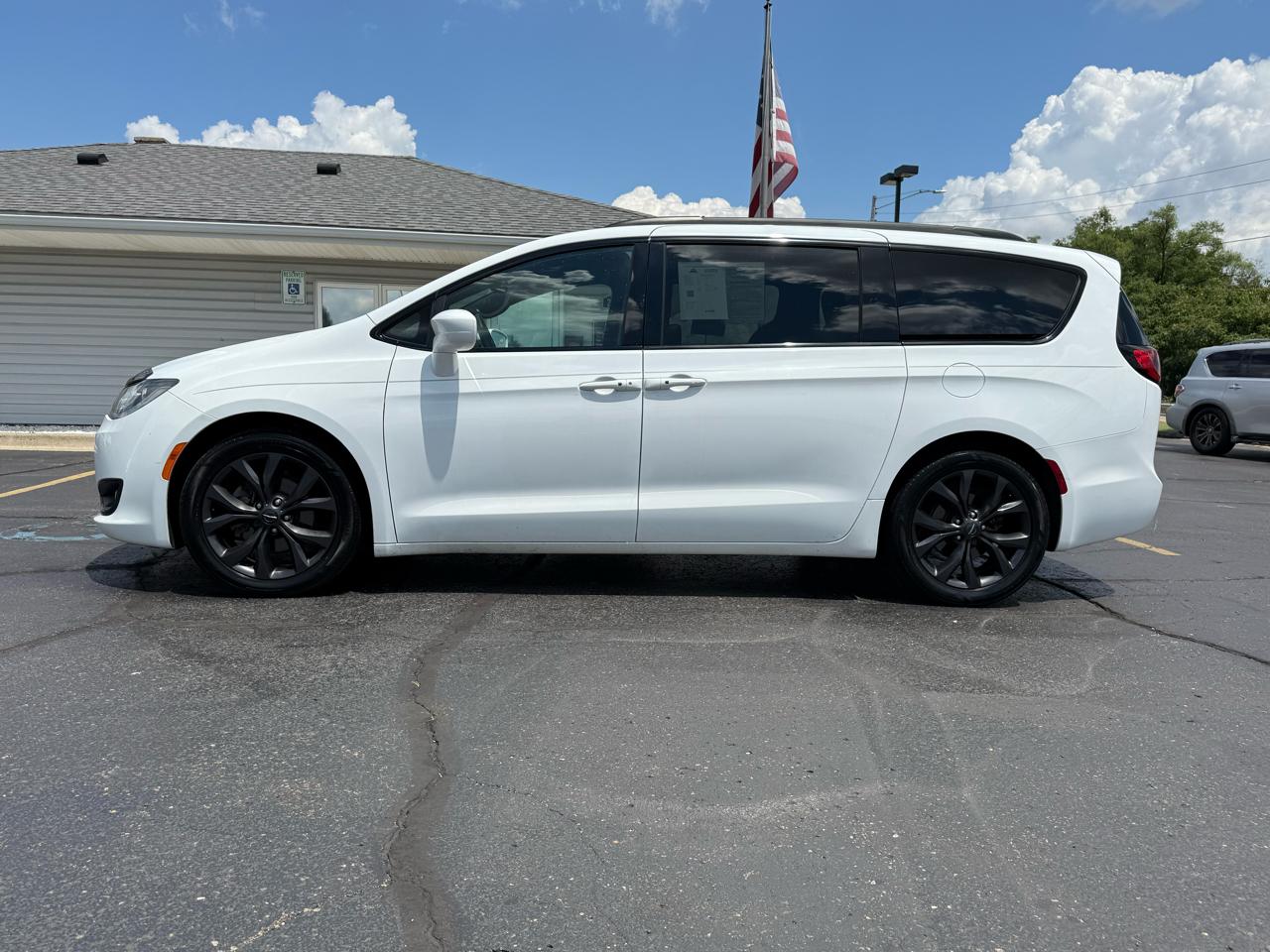 Chrysler Pacifica Touring-L 2018
