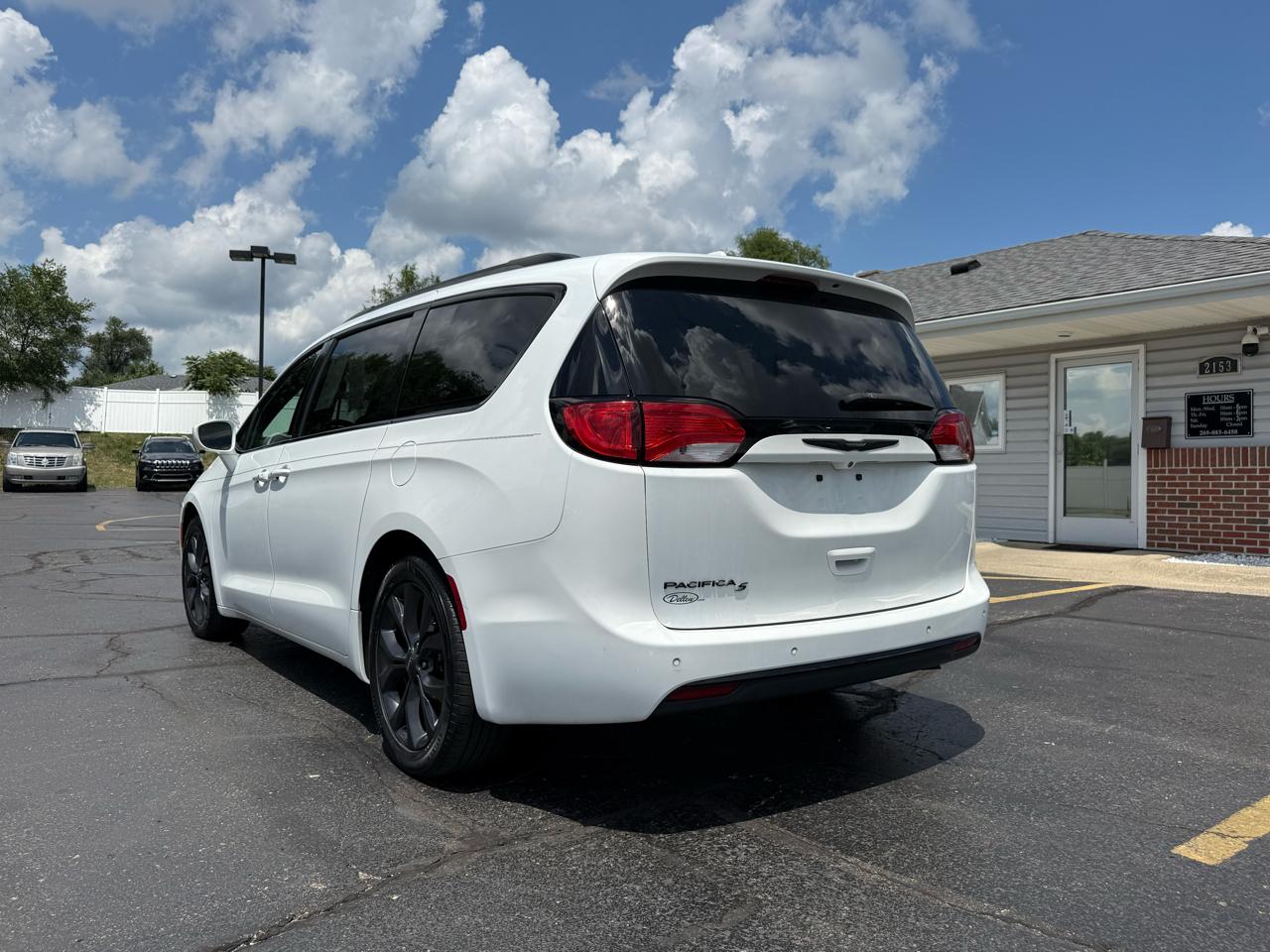 Chrysler Pacifica Touring-L 2018