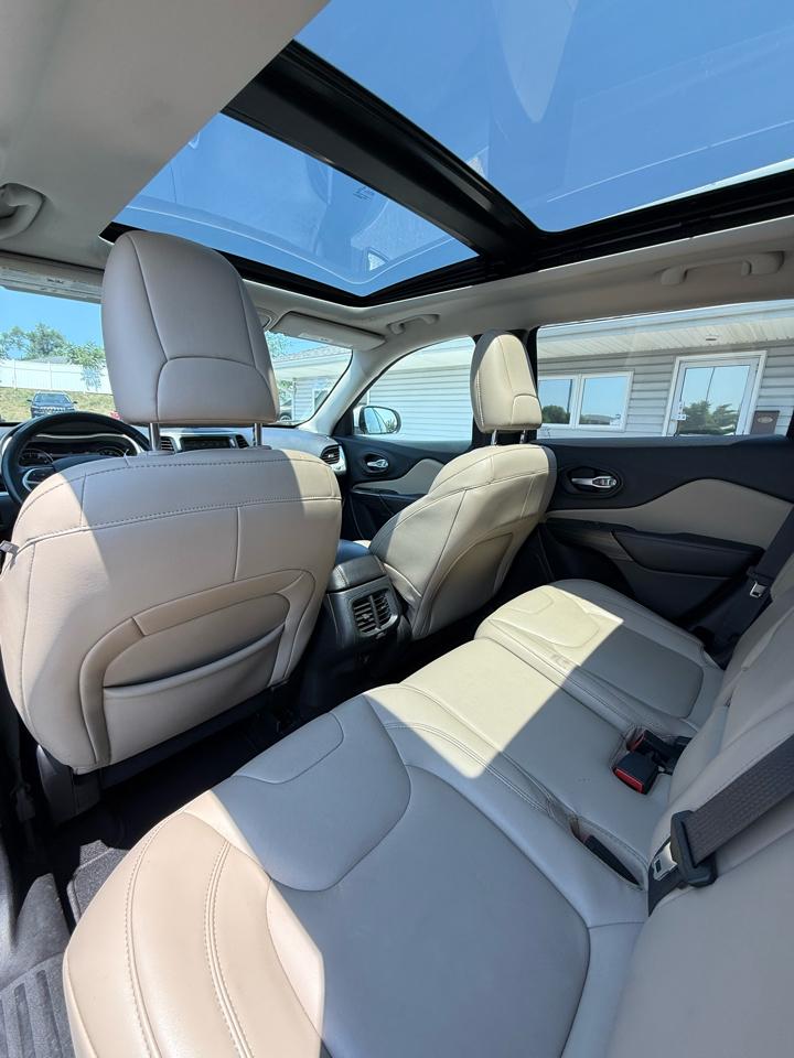 Jeep Cherokee Limited 4WD 2015
