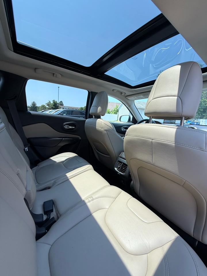 Jeep Cherokee Limited 4WD 2015