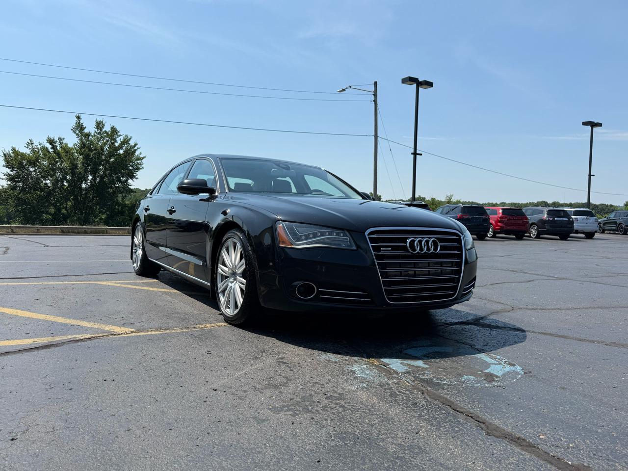 Audi A8 4.2L quattro 2012