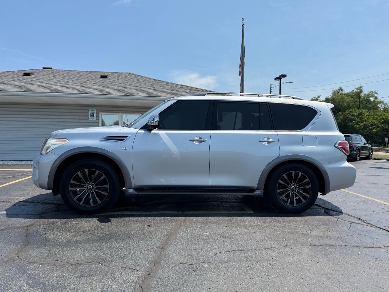 Nissan Armada SV AWD 2017