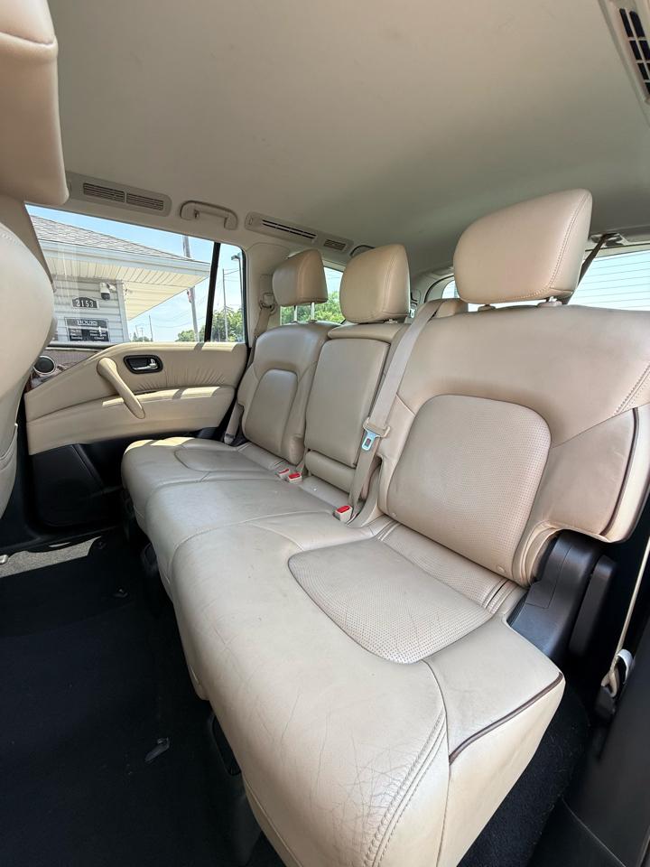 Nissan Armada SV AWD 2017