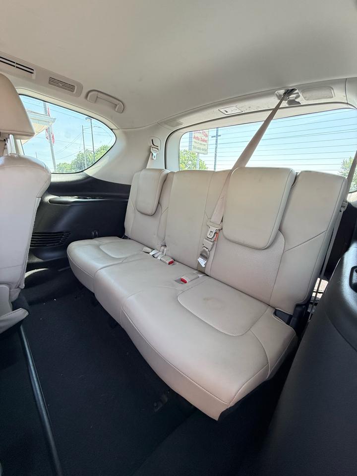 Nissan Armada SV AWD 2017