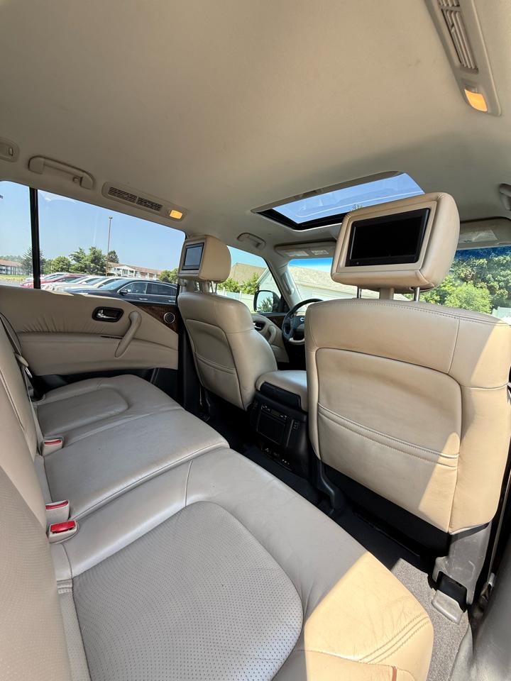 Nissan Armada SV AWD 2017