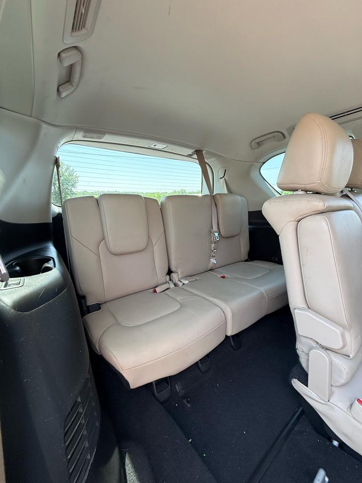 Nissan Armada SV AWD 2017