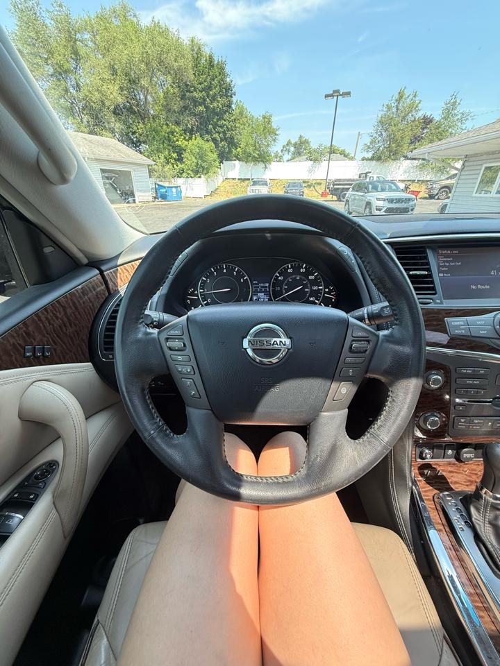 Nissan Armada SV AWD 2017