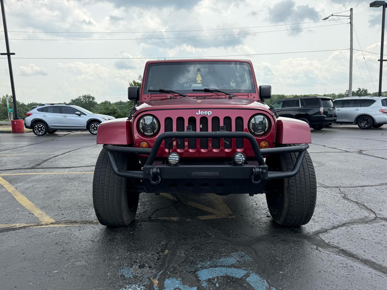 Jeep Wrangler Unlimited Sahara 4WD 2011