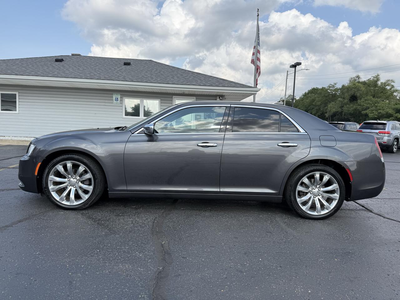 Chrysler 300 Limited RWD 2019