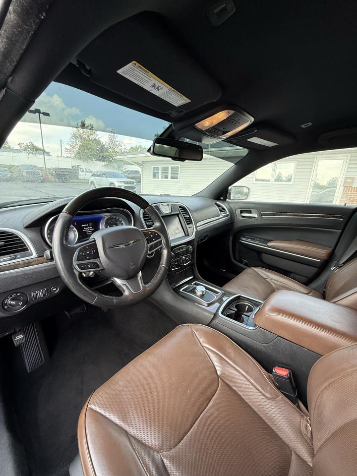 Chrysler 300 Limited RWD 2019