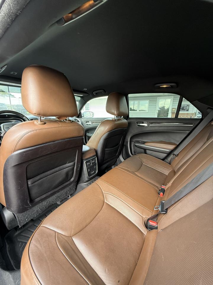 Chrysler 300 Limited RWD 2019