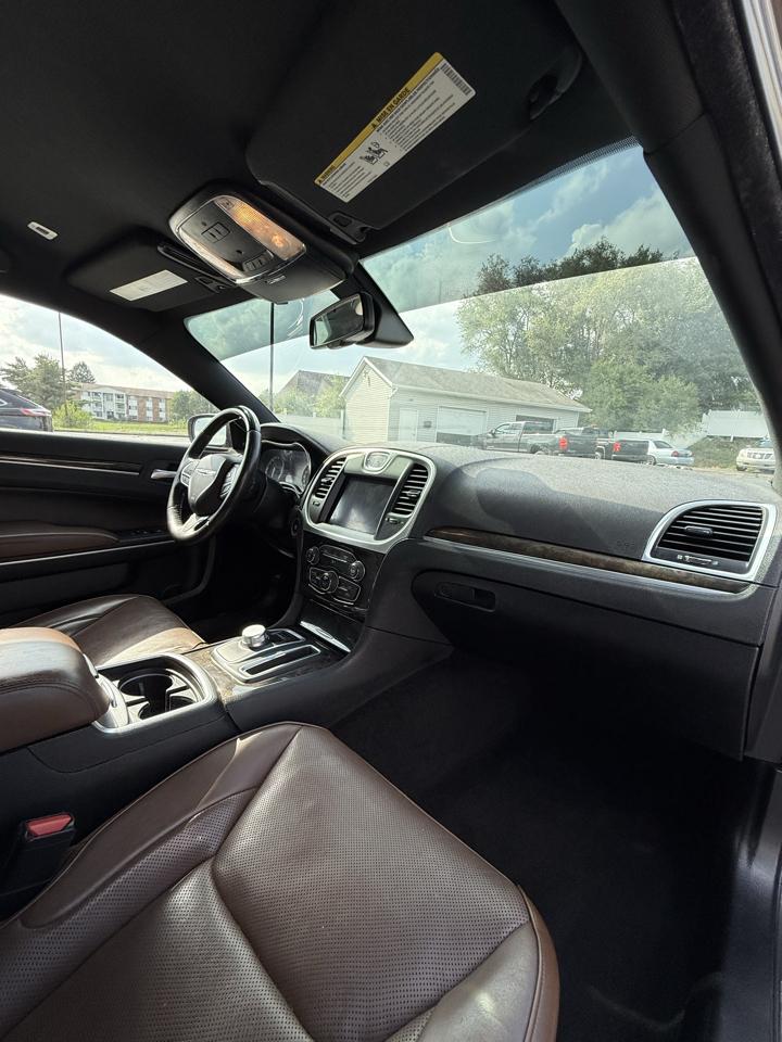 Chrysler 300 Limited RWD 2019