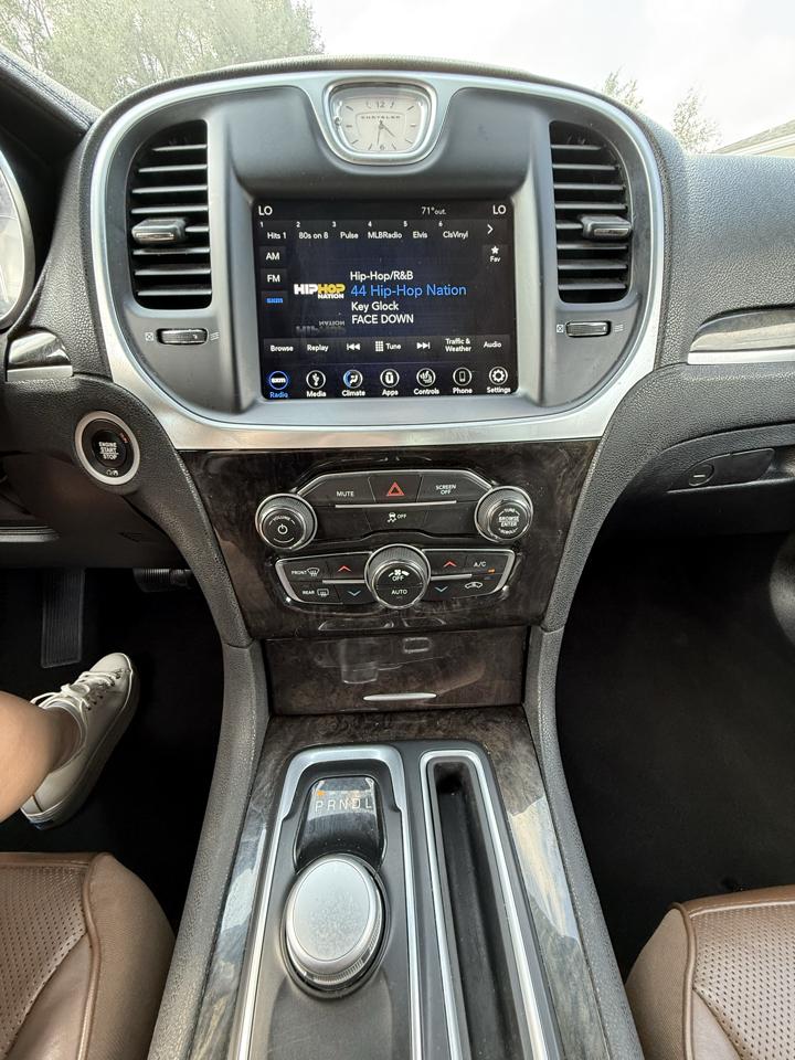 Chrysler 300 Limited RWD 2019