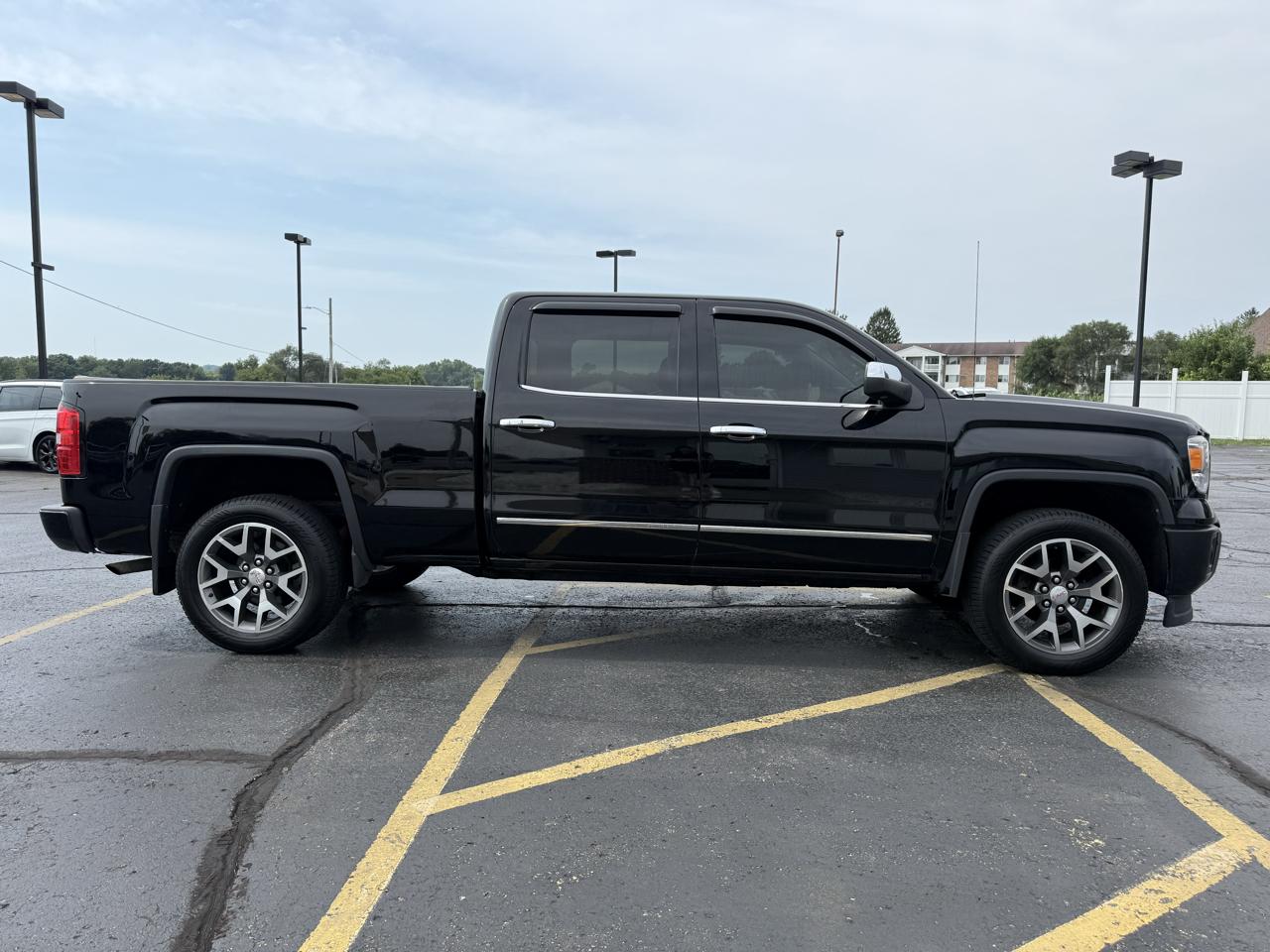 GMC Sierra 1500 4WD Crew Cab 143.5" SLT 2014