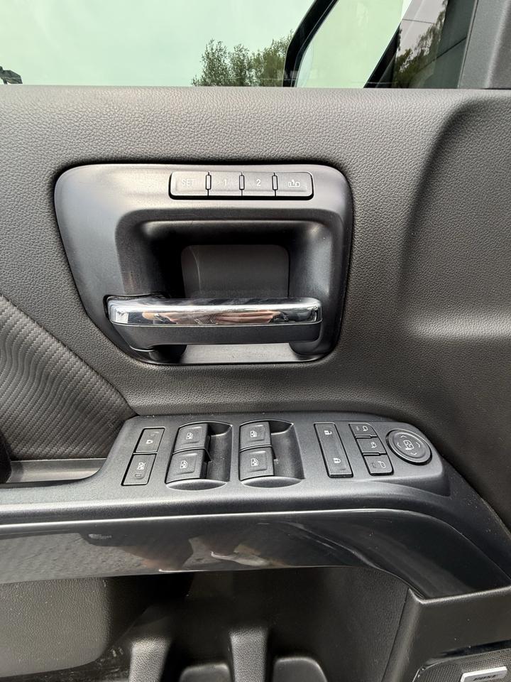GMC Sierra 1500 4WD Crew Cab 143.5" SLT 2014