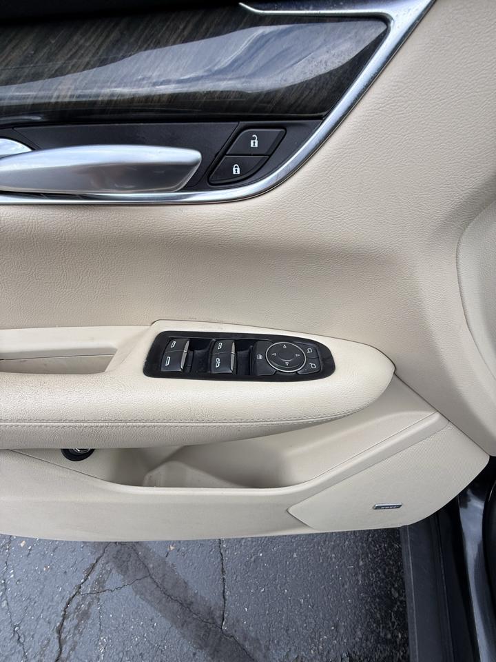 Cadillac XT5 FWD 4dr 2017