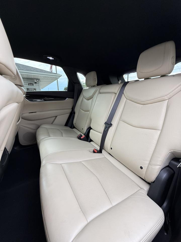 Cadillac XT5 FWD 4dr 2017
