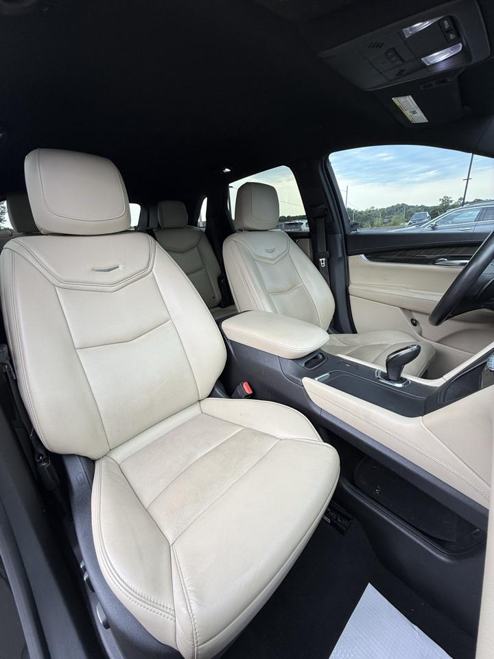 Cadillac XT5 FWD 4dr 2017