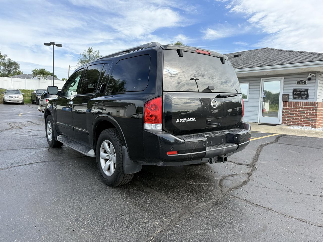 Nissan Armada 4WD 4dr Platinum *Ltd Avail* 2015