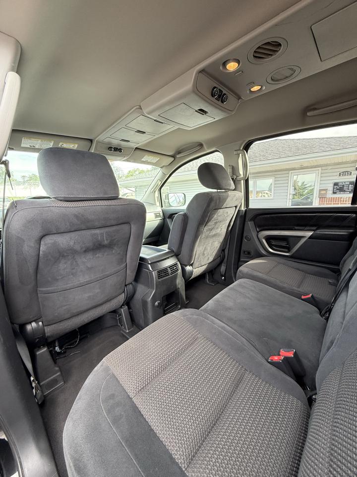 Nissan Armada 4WD 4dr Platinum *Ltd Avail* 2015