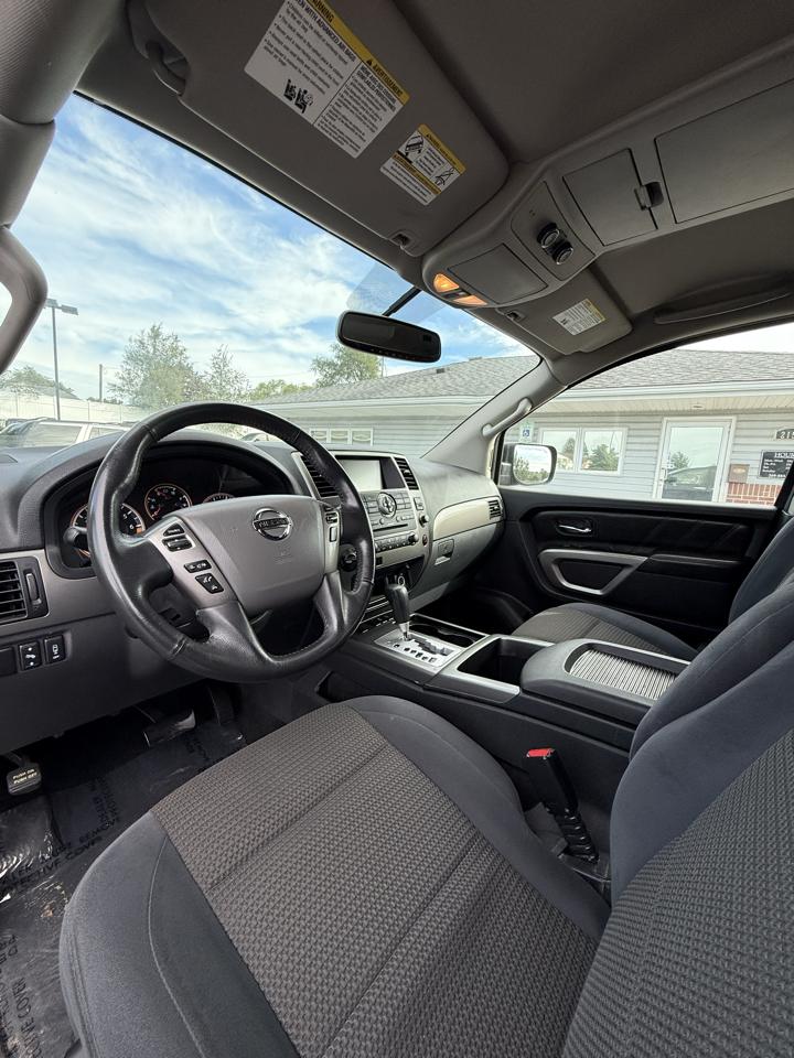 Nissan Armada 4WD 4dr Platinum *Ltd Avail* 2015