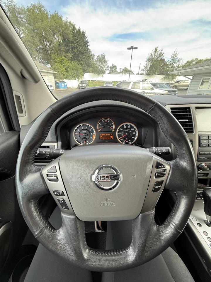 Nissan Armada 4WD 4dr Platinum *Ltd Avail* 2015