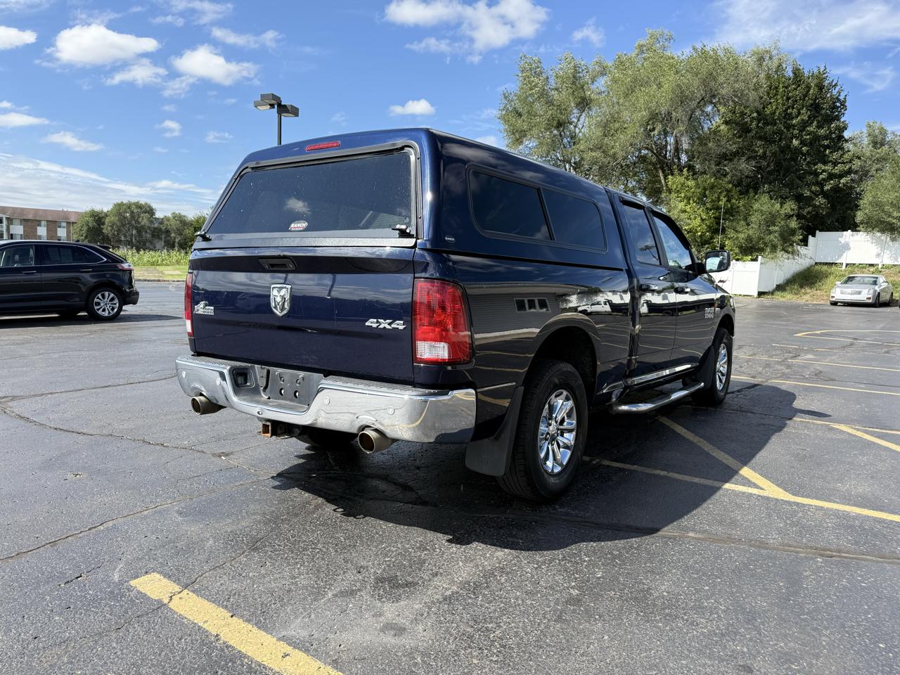 RAM 1500 4WD Quad Cab 140.5" Big Horn 2015