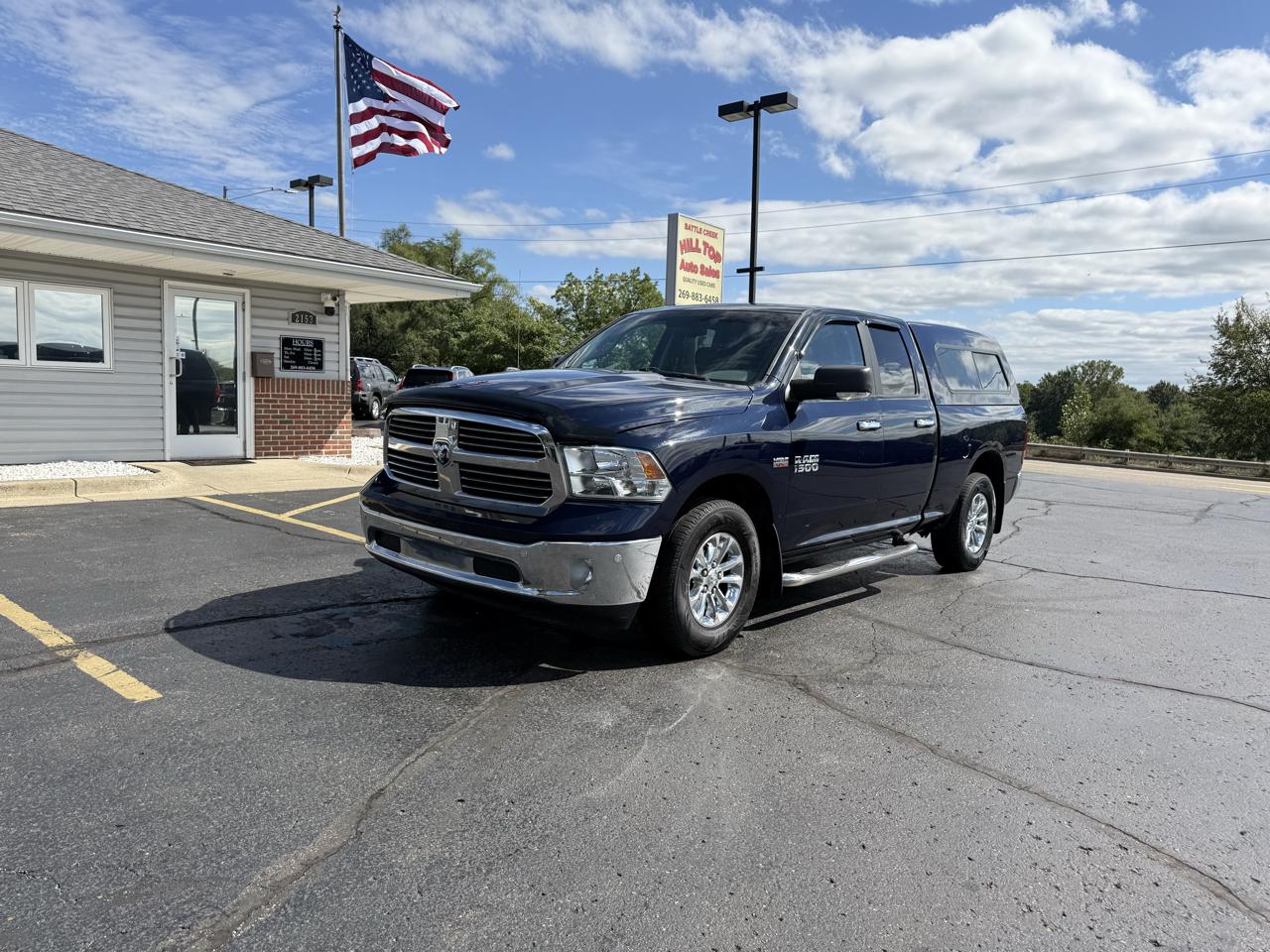 RAM 1500 4WD Quad Cab 140.5" Big Horn 2015