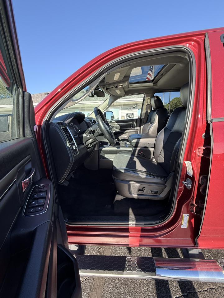 RAM 1500 4WD Crew Cab 149" Sport 2015