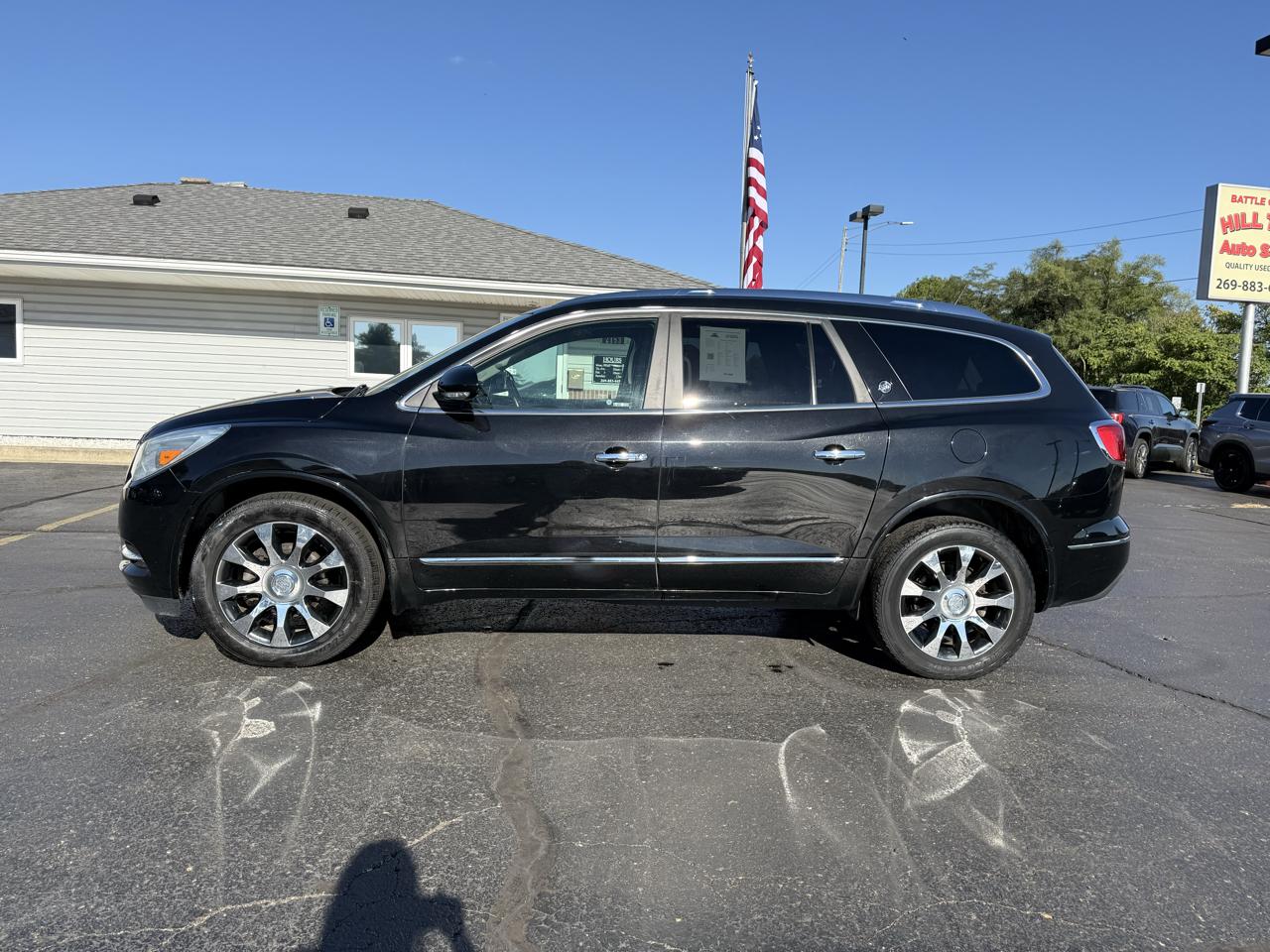 Buick Enclave FWD 4dr Leather 2017