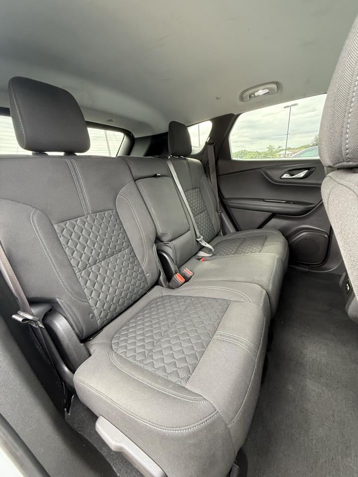 Chevrolet Blazer FWD 4dr w/2LT 2019