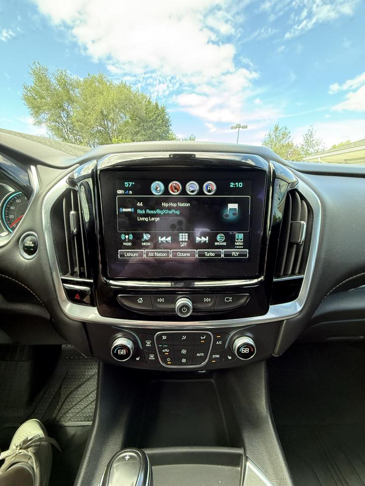 Chevrolet Traverse AWD 4dr LT Cloth w/1LT 2019