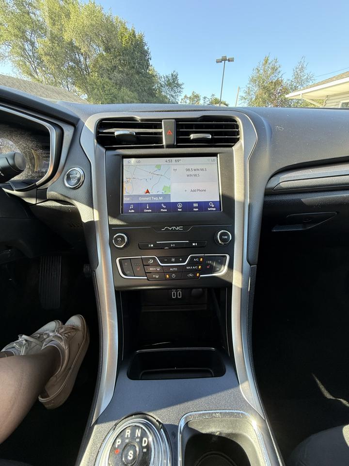 Ford Fusion SE AWD 2020