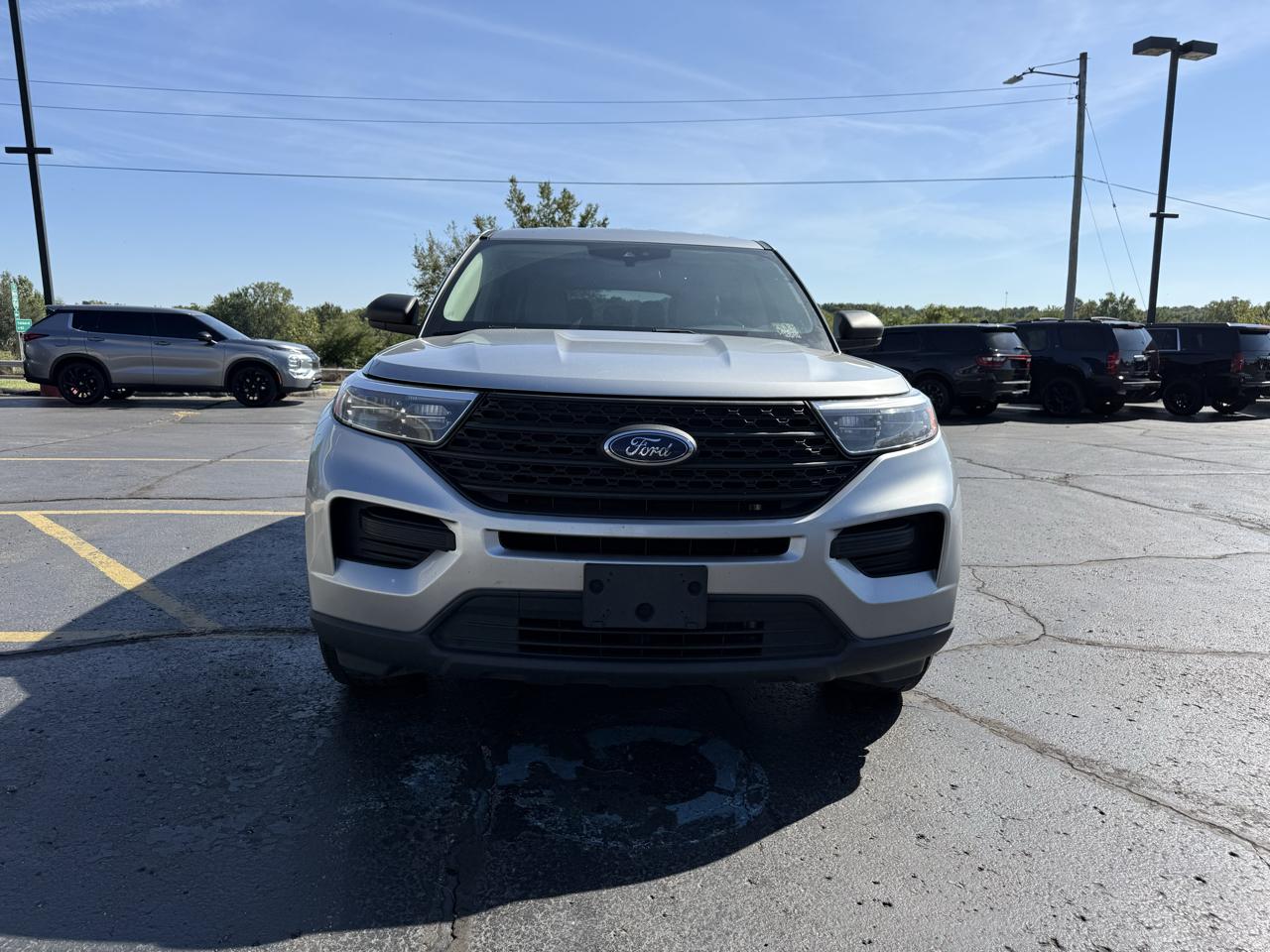 Ford Explorer Base 4WD 2023