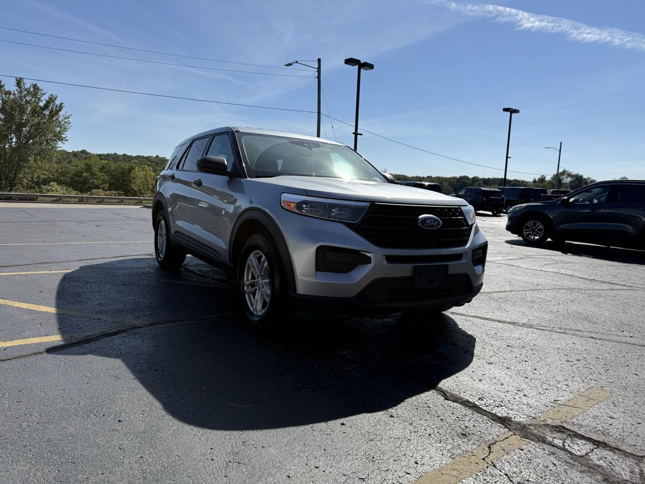 Ford Explorer Base 4WD 2023