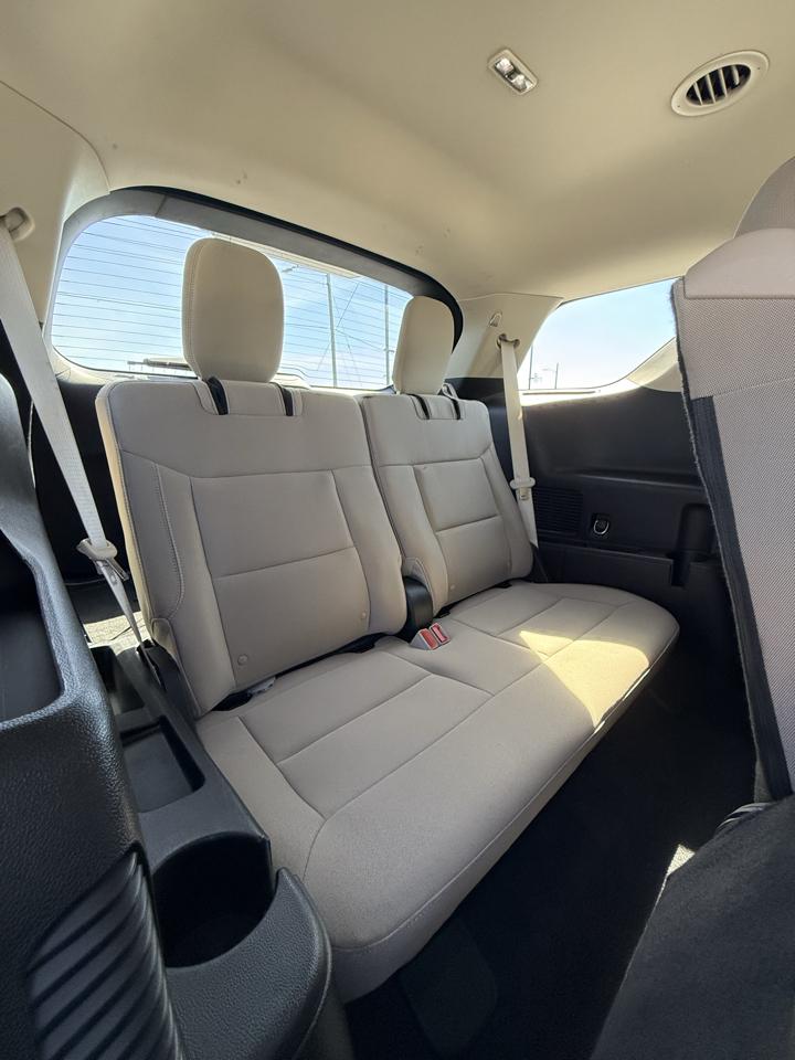 Ford Explorer Base 4WD 2023