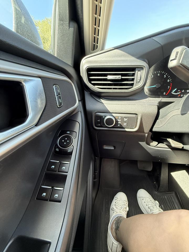 Ford Explorer Base 4WD 2023