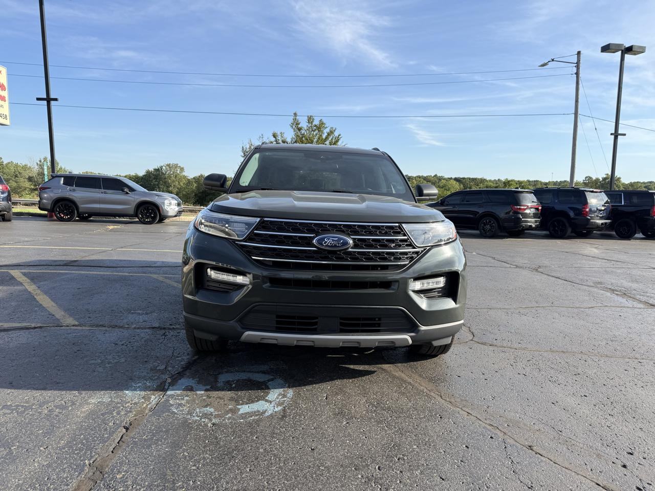 Ford Explorer XLT 4WD 2023