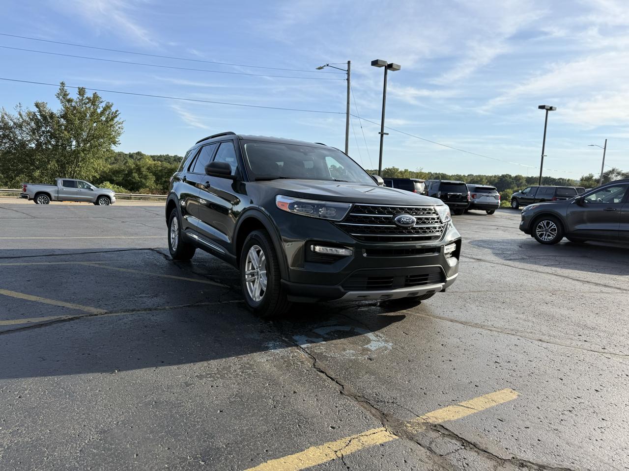 Ford Explorer XLT 4WD 2023